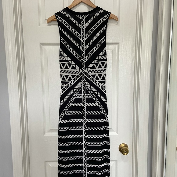 Vince Camuto Dress - Picture 7 of 8
